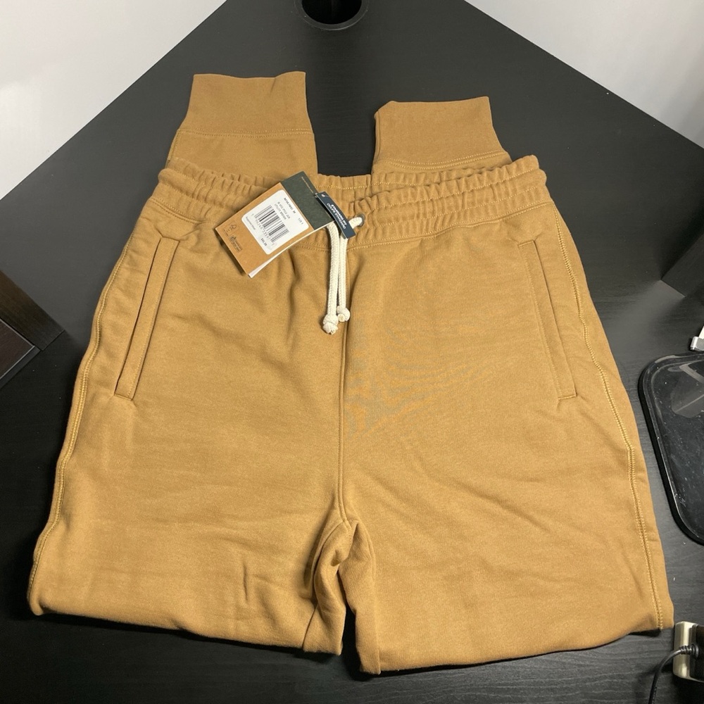 The North Face Mens Heritage Patch Jogger Pants Size Medium BRAND NEW